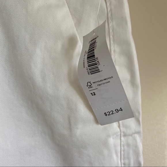 5/$25 🚨LAST CHANCE🚨 White twill shorts - Picture 4 of 5